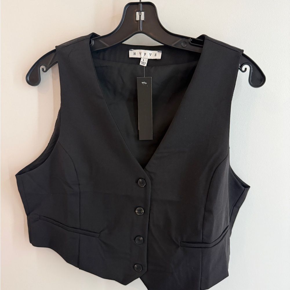 HYFVE Black Buttoned Vest Top size Large- NWT